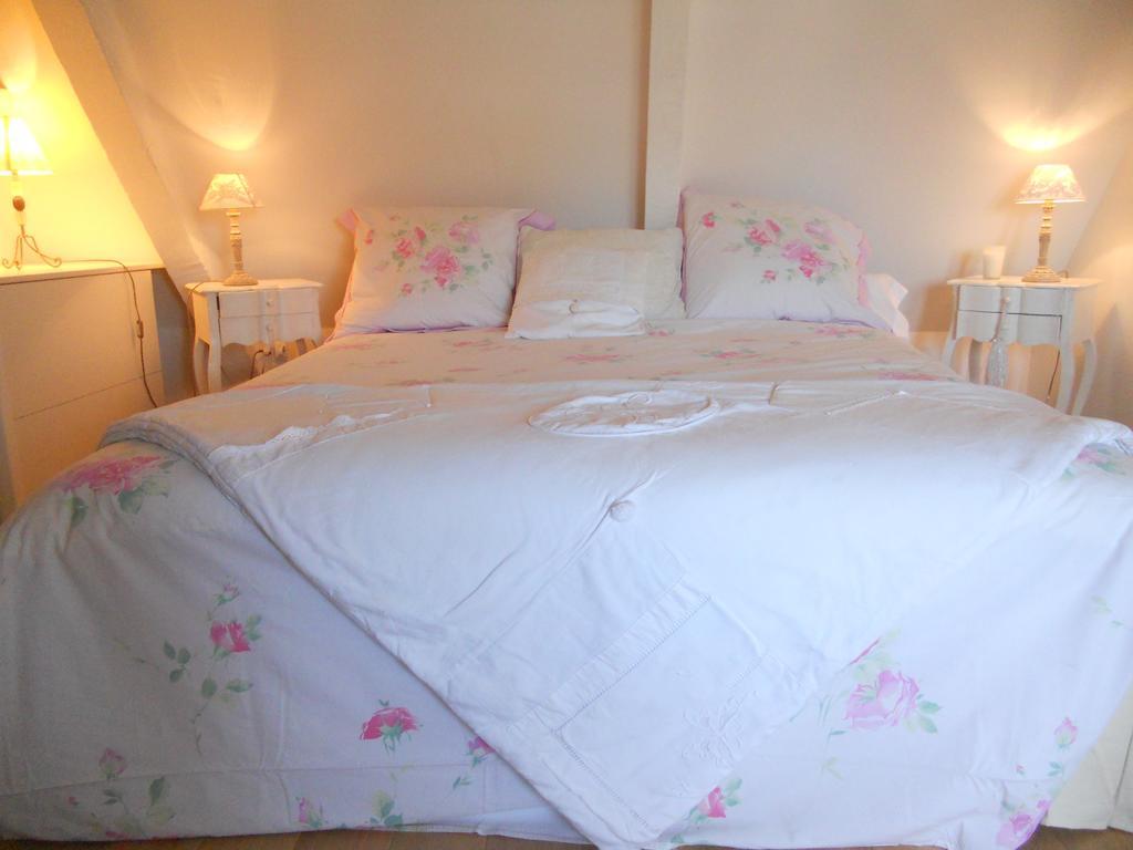 Chambre Le Nid Du Phare Avec Jacuzzi Honfleur Pokoj fotografie